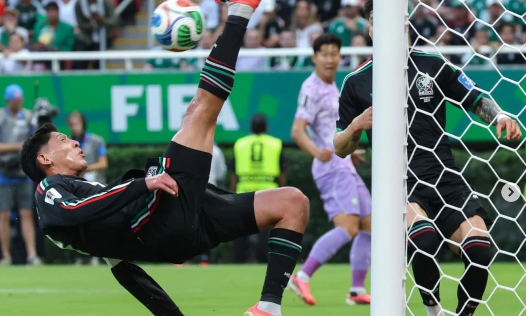 México vence Coreia do Sul em Guadalajara e carimba passaporte para a próxima fase do Mundial